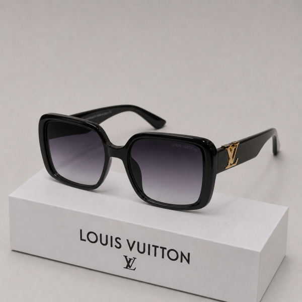 LOUIS Vuitton - Image 2