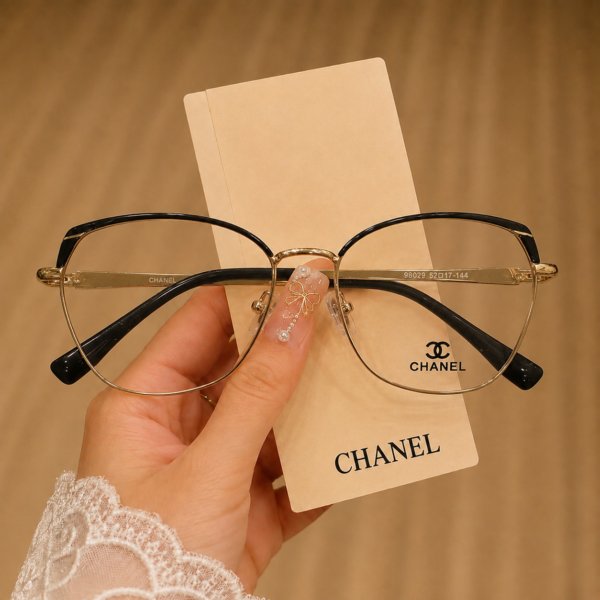 Chanel Aura X Gold - Image 2