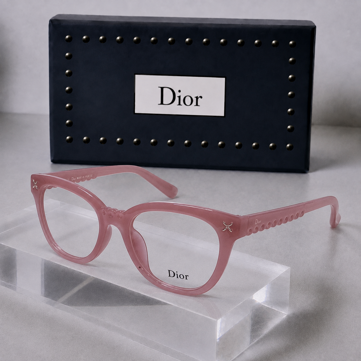 Dior Zella Noir Frame