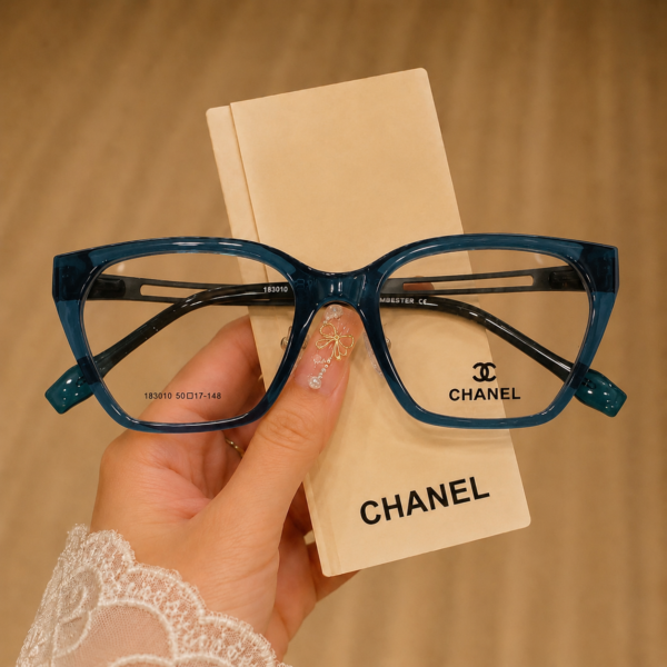 Chanel Noviq Eye Frame - Image 2