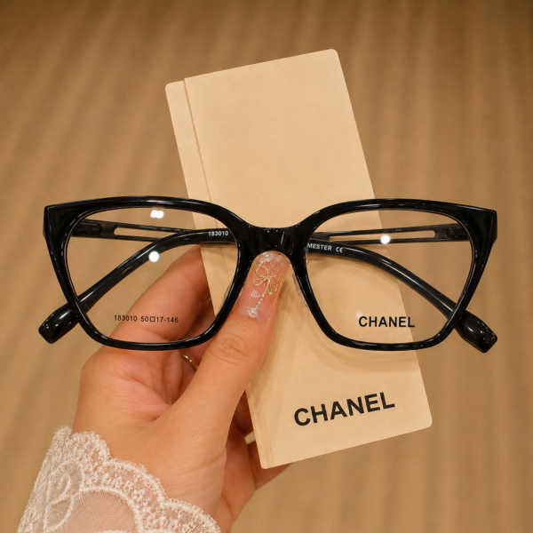 Chanel Noviq Eye Frame - Image 2