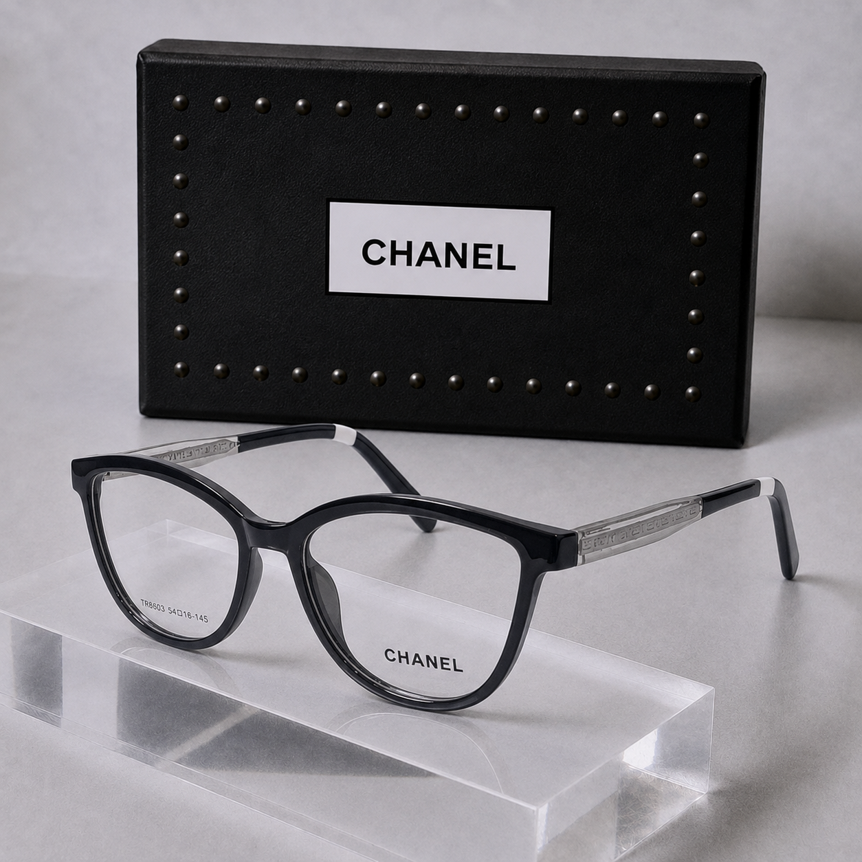 CHANEL Vela Cat Eye Frame