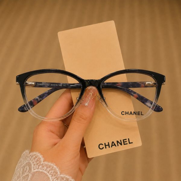CHANEL Chic Cat Eye Frame - Image 2