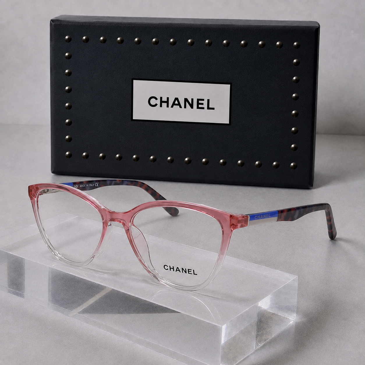CHANEL Chic Cat Eye Frame